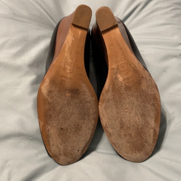 Stuart Weitzman blk peep toe wedges - Picture 3 of 5